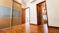 Lornie Road (D11), Terrace #582114151